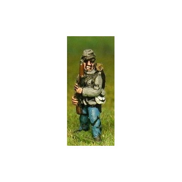 Union or Confederate: Infantry in Kepi & Tunic with Full Pack & Equipment: At the Ready