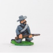 Union or Confederate: Infantry in Slouch Hat & Tunic with blanket roll: Kneeling