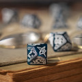 Call of Cthulhu Abyssal & white Dice Set 3