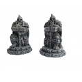 Ziterdes: Dwarf statues with hammer, kneeling 0