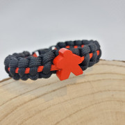 Paracord meeple bracelet - Red